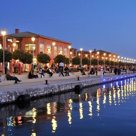 Seaside apartment in Flisvos marina Atenas Exterior foto