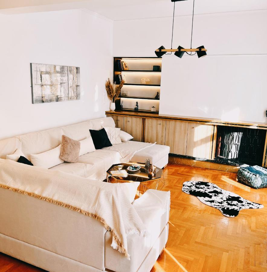 Seaside apartment in Flisvos marina Atenas Exterior foto